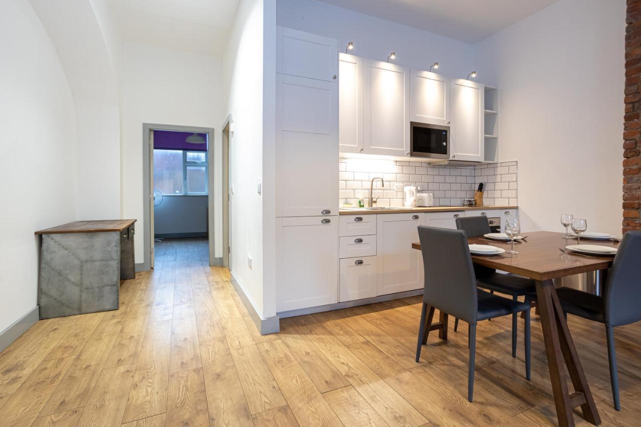 מנצ'סטר Pillo Rooms Serviced Apartments - Salford מראה חיצוני תמונה