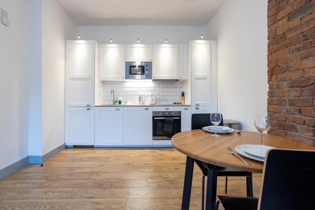 מנצ'סטר Pillo Rooms Serviced Apartments - Salford מראה חיצוני תמונה