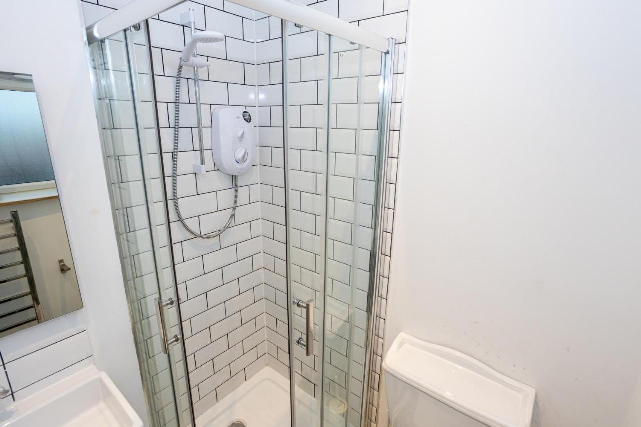 מנצ'סטר Pillo Rooms Serviced Apartments - Salford מראה חיצוני תמונה